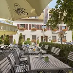 Flair Zum Hirsch Konukevi 3*