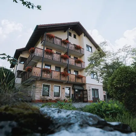 Flair Zum Hirsch Casa de hóspedes