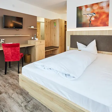 Pensionat Flair Zum Hirsch 3*