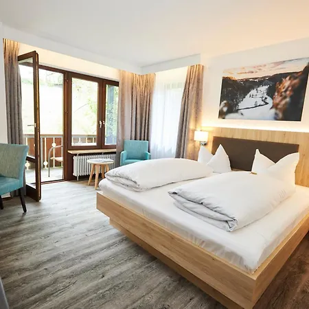 Flair Zum Hirsch Casa de hóspedes Hayingen