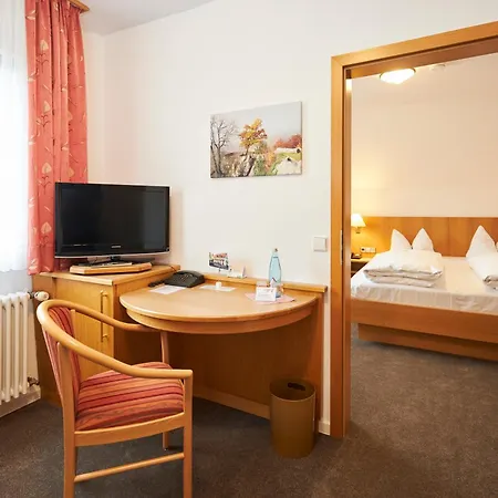 Flair Zum Hirsch Casa de hóspedes 3*