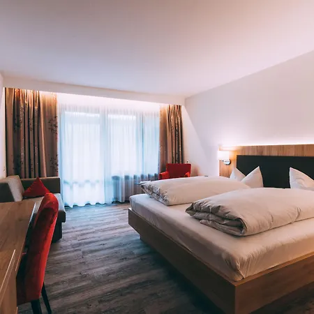 招待所 弗莱尔酒店-盖斯霍夫伦姆赫希 3*